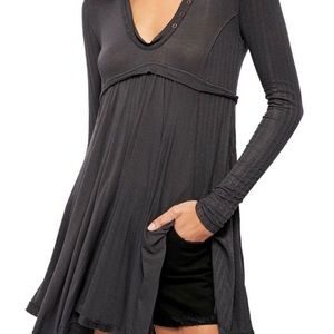 Distressed Black/Dark Gray Free People Henley Tunic Women’s Size XS